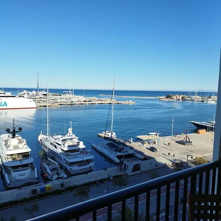 Moderno Centrico Con Increibles Vistas Al Mar